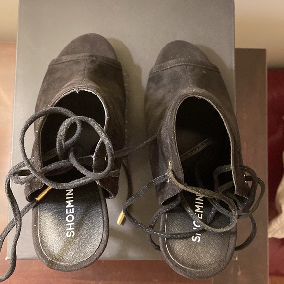 Shoemint Noelle Black Suede Open Toe Lace Back Heels, 8.5 - Picture 7 of 8